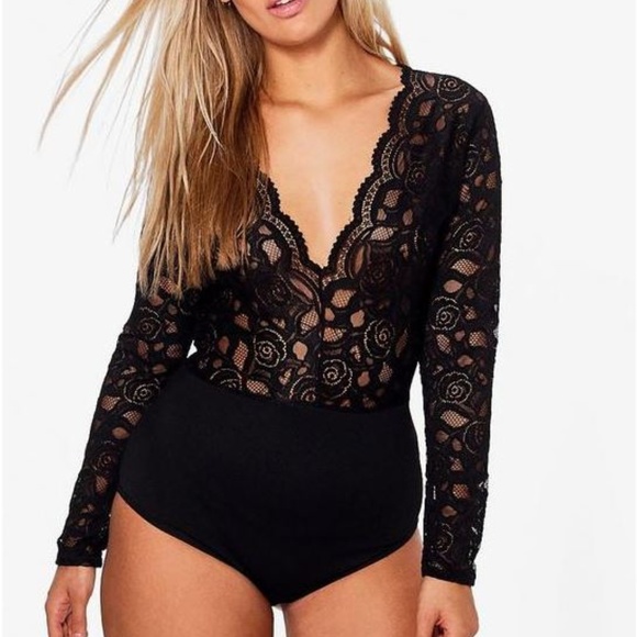 Boohoo Tops - Plus size Lucia Plunge V Neck Lace Bodysuit 20 NWT